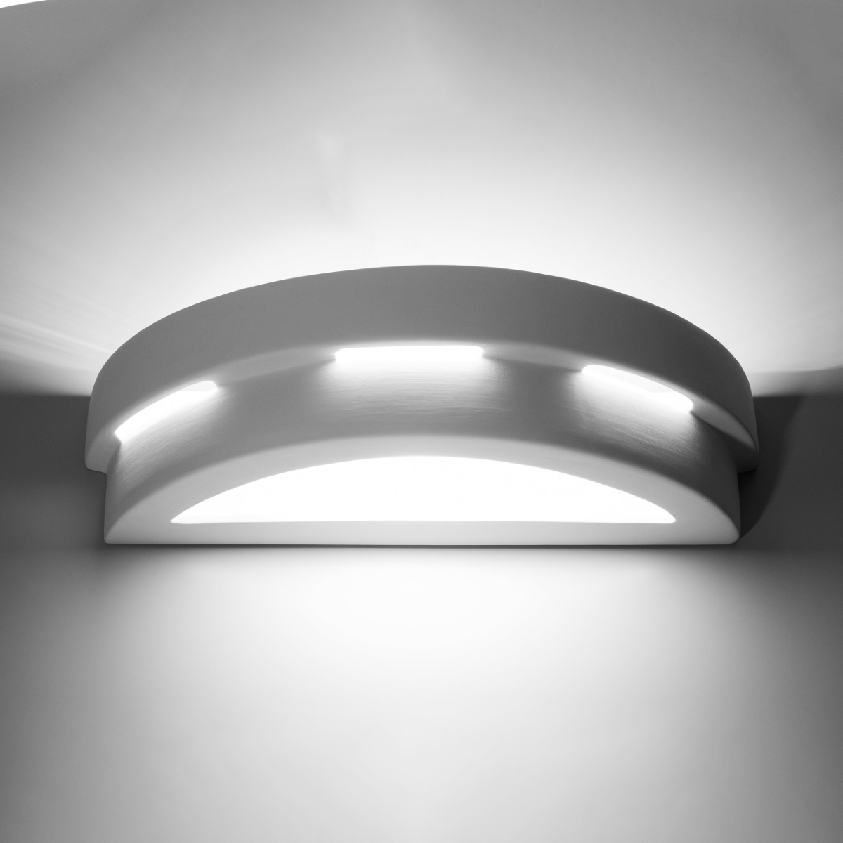 Helios Ceramic Wall Lamp - Elegant and Modern Lighting for Your Home