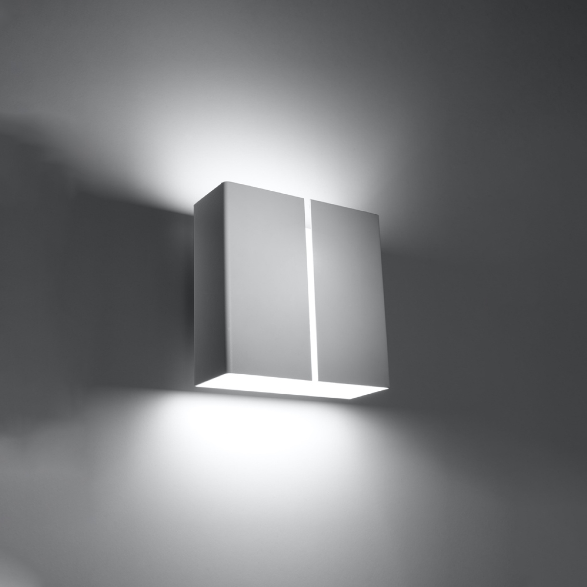 Modern Minimalist Wall Lamp LINEA | Steel Sconces for Elegant Interiors - Illuminate Your Space with Modern Minimalism