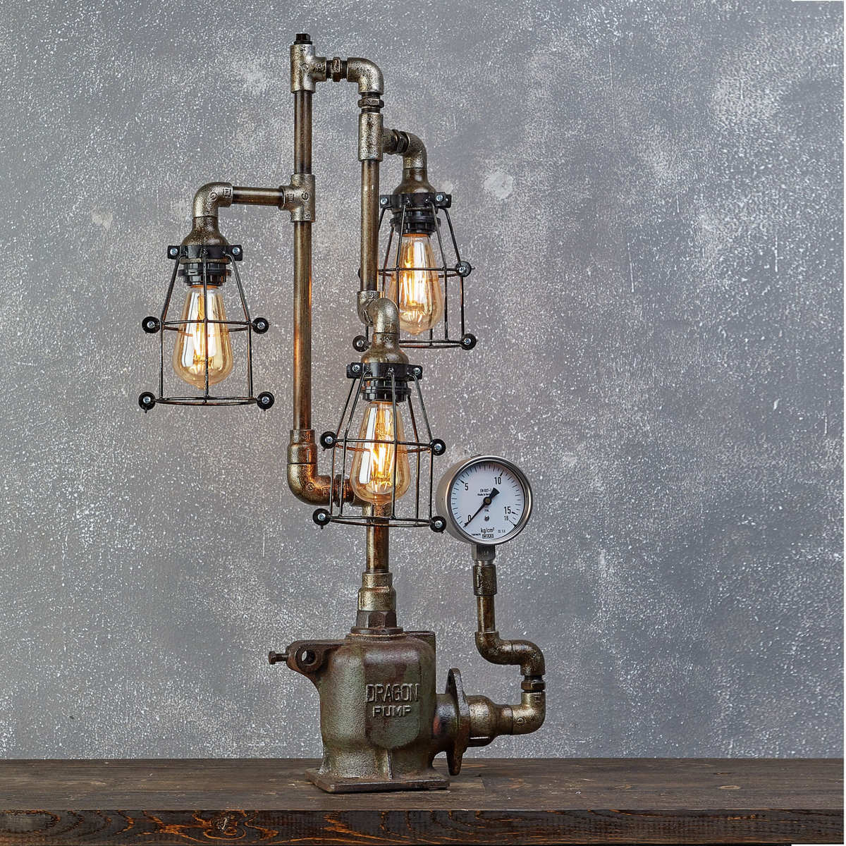 Head Dragon Three Lamp - Mythical Charm and Industrial Design | Golden Pigs