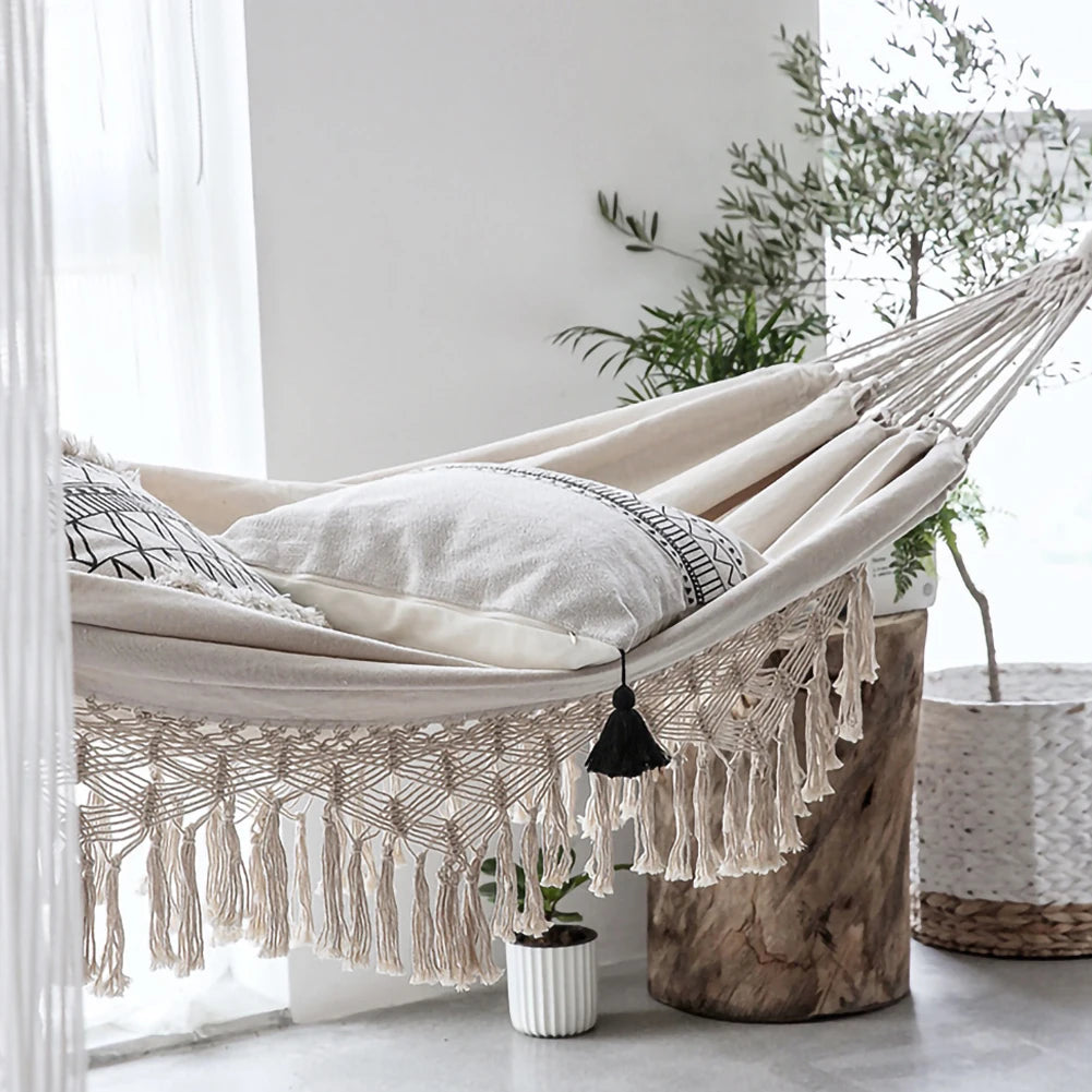 Large 2 Person Hammock Boho Style Brazilian Macrame Fringed Deluxe Double Hammock Net Swing Chair Indoor Hanging Swing delivery